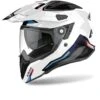 Airoh Commander Factor White Adventure Helmet -Optimaal Motoruitrusting Winkel airoh commander factor white helmet 1