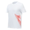 Dainese Dainese T-Shirt Big Logo White Fluo Red 2 Dainese Dainese T-Shirt Big Logo White Fluo Red -Optimaal Motoruitrusting Winkel dainese dainese t shirt big logo white fluo red 1